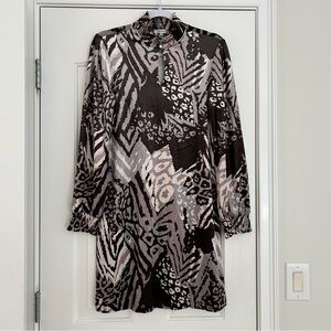 Tyler Boe Women’s Long Sleeve Midi Velour Dress Size Small